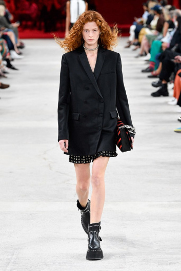 Fotoservizio/SS 2022/WOMEN/SFILATA/PORTS 1961/DP2/5