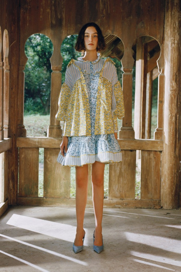 Fotoservizio/SS 2022/WOMEN/PRESENTAZIONE/SARA WONG/DP2/10