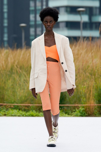 Fotoservizio/SS 2022/WOMEN/SFILATA/MSGM/DP2/8
