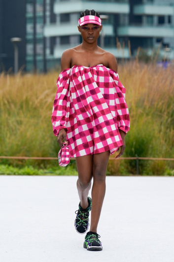 Fotoservizio/SS 2022/WOMEN/SFILATA/MSGM/DP2/14