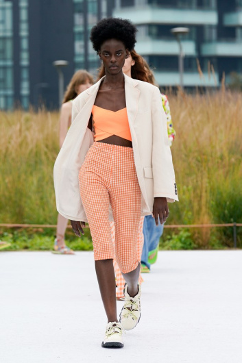 Fotoservizio/SS 2022/WOMEN/SFILATA/MSGM/DP2/4