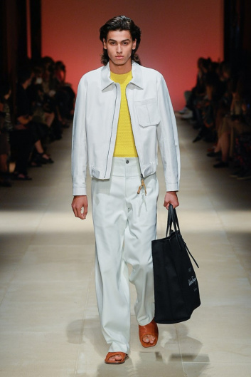 Fotoservizio/SS 2022/WOMEN/SFILATA/SALVATORE FERRAGAMO/DP2/5