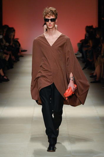 Fotoservizio/SS 2022/WOMEN/SFILATA/SALVATORE FERRAGAMO/DP2/0