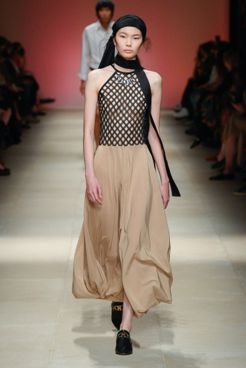 Fotoservizio/SS 2022/WOMEN/SFILATA/SALVATORE FERRAGAMO/DP2/8