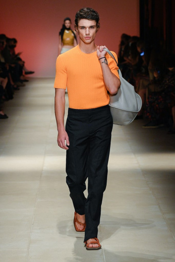 Fotoservizio/SS 2022/WOMEN/SFILATA/SALVATORE FERRAGAMO/DP2/3