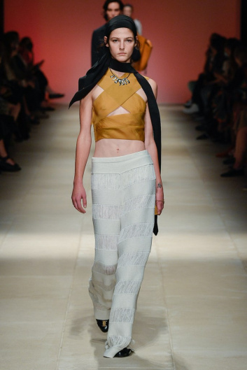 Fotoservizio/SS 2022/WOMEN/SFILATA/SALVATORE FERRAGAMO/DP2/4