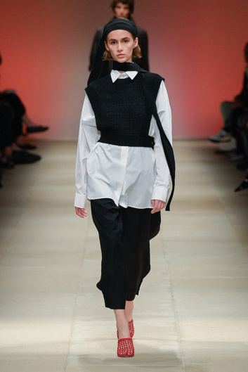 Fotoservizio/SS 2022/WOMEN/SFILATA/SALVATORE FERRAGAMO/DP2/25