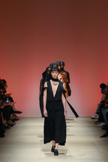 Fotoservizio/SS 2022/WOMEN/SFILATA/SALVATORE FERRAGAMO/DP2/4