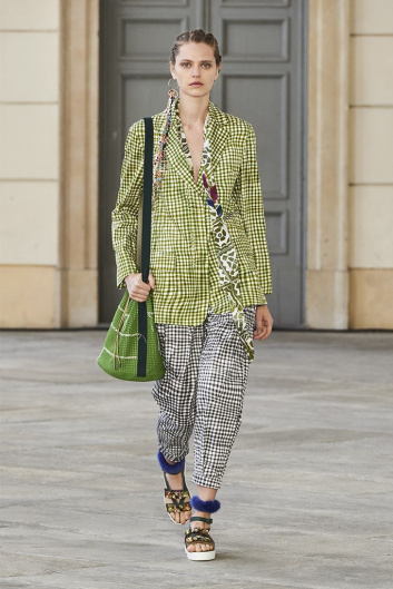 Fotoservizio/SS 2022/WOMEN/SFILATA/CIVIDINI/DP2/1