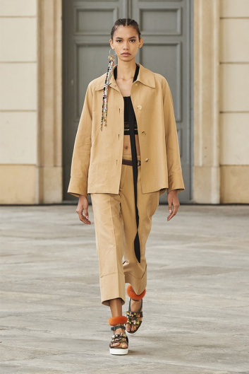 Fotoservizio/SS 2022/WOMEN/SFILATA/CIVIDINI/DP2/17