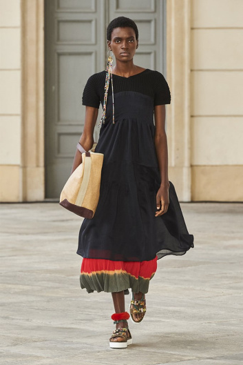 Fotoservizio/SS 2022/WOMEN/SFILATA/CIVIDINI/DP2/21