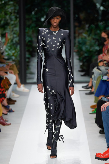 Fotoservizio/SS 2022/WOMEN/SFILATA/PHILOSOPHY DI LORENZO SERAFINI/DP2/3