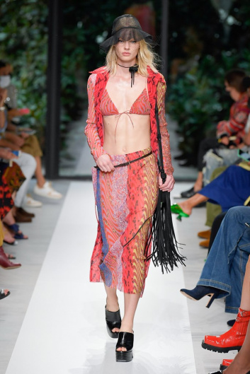 Fotoservizio/SS 2022/WOMEN/SFILATA/PHILOSOPHY DI LORENZO SERAFINI/DP2/6