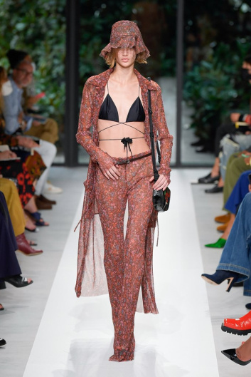 Fotoservizio/SS 2022/WOMEN/SFILATA/PHILOSOPHY DI LORENZO SERAFINI/DP2/13