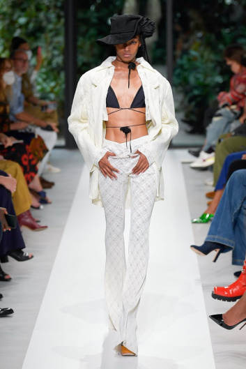 Fotoservizio/SS 2022/WOMEN/SFILATA/PHILOSOPHY DI LORENZO SERAFINI/DP2/23