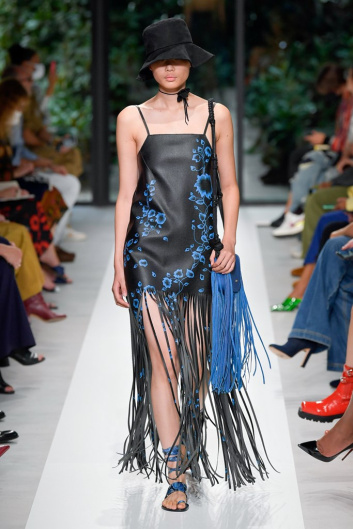 Fotoservizio/SS 2022/WOMEN/SFILATA/PHILOSOPHY DI LORENZO SERAFINI/DP2/15