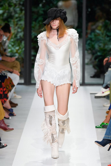 Fotoservizio/SS 2022/WOMEN/SFILATA/PHILOSOPHY DI LORENZO SERAFINI/DP2/31
