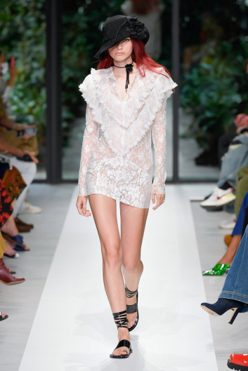Fotoservizio/SS 2022/WOMEN/SFILATA/PHILOSOPHY DI LORENZO SERAFINI/DP2/25