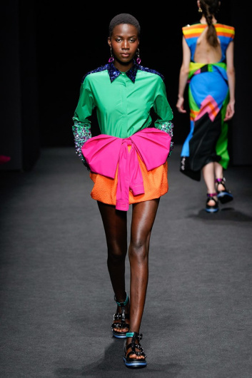 Fotoservizio/SS 2022/WOMEN/SFILATA/SHI.RT BY AQUILANO E RIMONDI/DP2/3