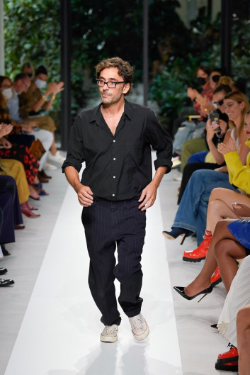 Fotoservizio/SS 2022/WOMEN/SFILATA/PHILOSOPHY DI LORENZO SERAFINI/DP2/35