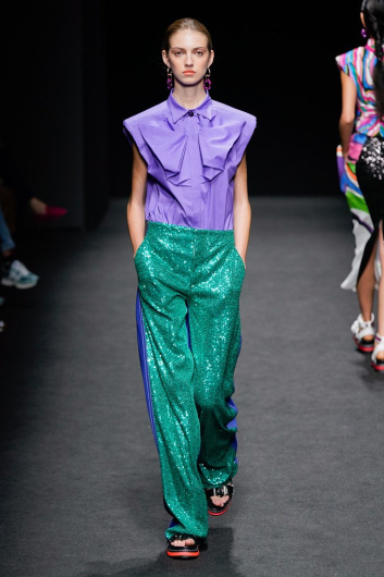 Fotoservizio/SS 2022/WOMEN/SFILATA/SHI.RT BY AQUILANO E RIMONDI/DP2/1