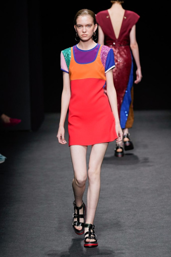 Fotoservizio/SS 2022/WOMEN/SFILATA/SHI.RT BY AQUILANO E RIMONDI/DP2/8