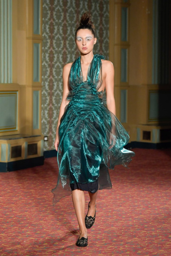 Fotoservizio/SS 2022/WOMEN/SFILATA/FRANCESCA LIBERATORE/DP2/1