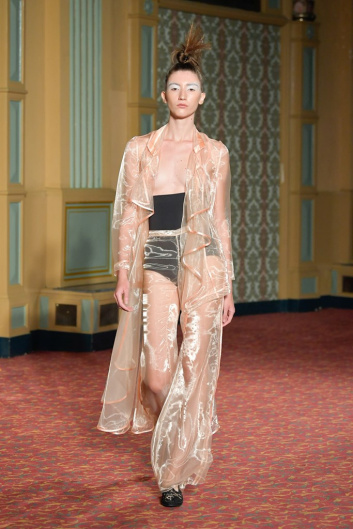 Fotoservizio/SS 2022/WOMEN/SFILATA/FRANCESCA LIBERATORE/DP2/3