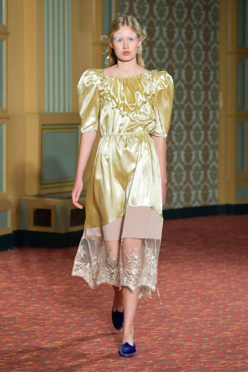 Fotoservizio/SS 2022/WOMEN/SFILATA/FRANCESCA LIBERATORE/DP2/7