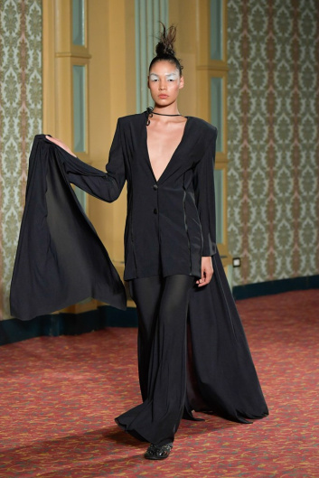 Fotoservizio/SS 2022/WOMEN/SFILATA/FRANCESCA LIBERATORE/DP2/9