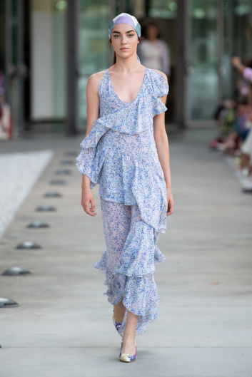 Fotoservizio/SS 2022/WOMEN/SFILATA/LAURA BIAGIOTTI/DP2/11