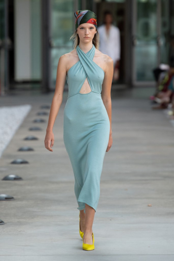 Fotoservizio/SS 2022/WOMEN/SFILATA/LAURA BIAGIOTTI/DP2/14
