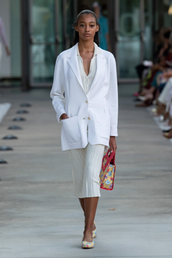 Fotoservizio/SS 2022/WOMEN/SFILATA/LAURA BIAGIOTTI/DP2/15