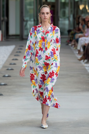 Fotoservizio/SS 2022/WOMEN/SFILATA/LAURA BIAGIOTTI/DP2/23