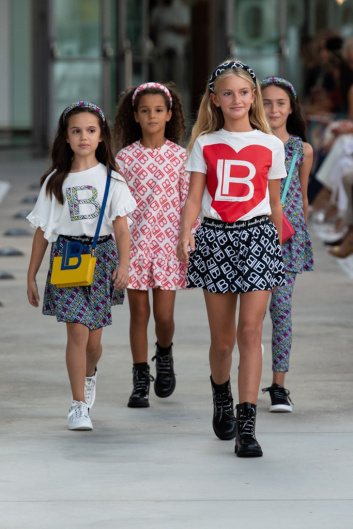 Fotoservizio/SS 2022/WOMEN/SFILATA/LAURA BIAGIOTTI/DP2/18