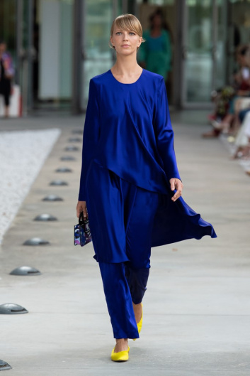 Fotoservizio/SS 2022/WOMEN/SFILATA/LAURA BIAGIOTTI/DP2/36