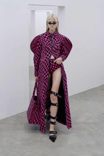 Fotoservizio/SS 2022/WOMEN/SFILATA/ANNAKIKI/DP2/28