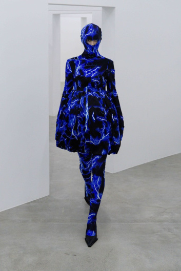 Fotoservizio/SS 2022/WOMEN/SFILATA/ANNAKIKI/DP2/19