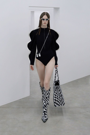 Fotoservizio/SS 2022/WOMEN/SFILATA/ANNAKIKI/DP2/33