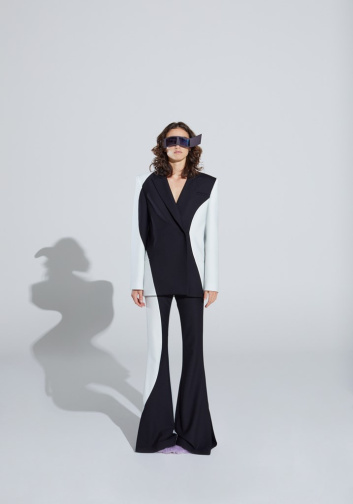 Fotoservizio/SS 2022/WOMEN/PRESENTAZIONE/SSHEENA/DP2/4
