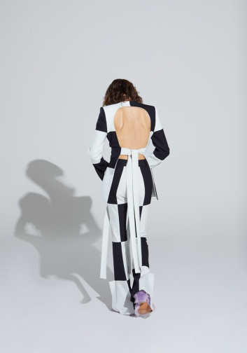 Fotoservizio/SS 2022/WOMEN/PRESENTAZIONE/SSHEENA/DP2/5