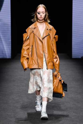 Fotoservizio/SS 2022/WOMEN/SFILATA/ALEXANDRA MOURA/DP2/0