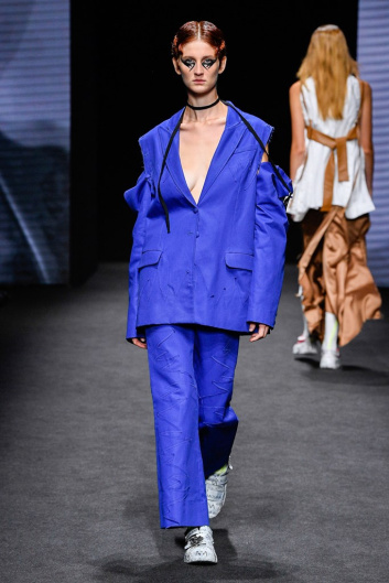 Fotoservizio/SS 2022/WOMEN/SFILATA/ALEXANDRA MOURA/DP2/4