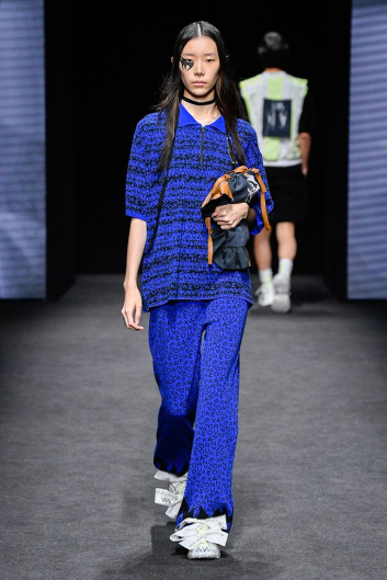 Fotoservizio/SS 2022/WOMEN/SFILATA/ALEXANDRA MOURA/DP2/9