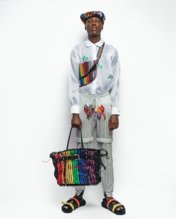 Fotoservizio/SS 2022/WOMEN/SFILATA/MAXIVIVE/DP2/17