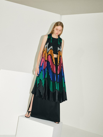 Fotoservizio/SS 2022/WOMEN/PRESENTAZIONE/MILA SCHÖN/DP2/27