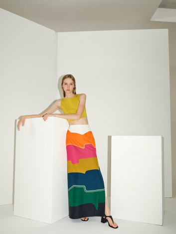 Fotoservizio/SS 2022/WOMEN/PRESENTAZIONE/MILA SCHÖN/DP2/21