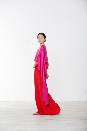 Fotoservizio/SS 2022/WOMEN/PRESENTAZIONE/GIANLUCA CAPANNOLO/DP2/1