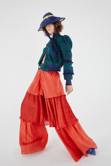 Fotoservizio/SS 2022/WOMEN/SFILATA/WE ARE MADE IN ITALY (BLACK LIVES MATTER IN ITALIAN FASHION - COLLECTIVE)/DP2/13