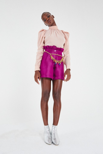 Fotoservizio/SS 2022/WOMEN/SFILATA/WE ARE MADE IN ITALY (BLACK LIVES MATTER IN ITALIAN FASHION - COLLECTIVE)/DP2/21